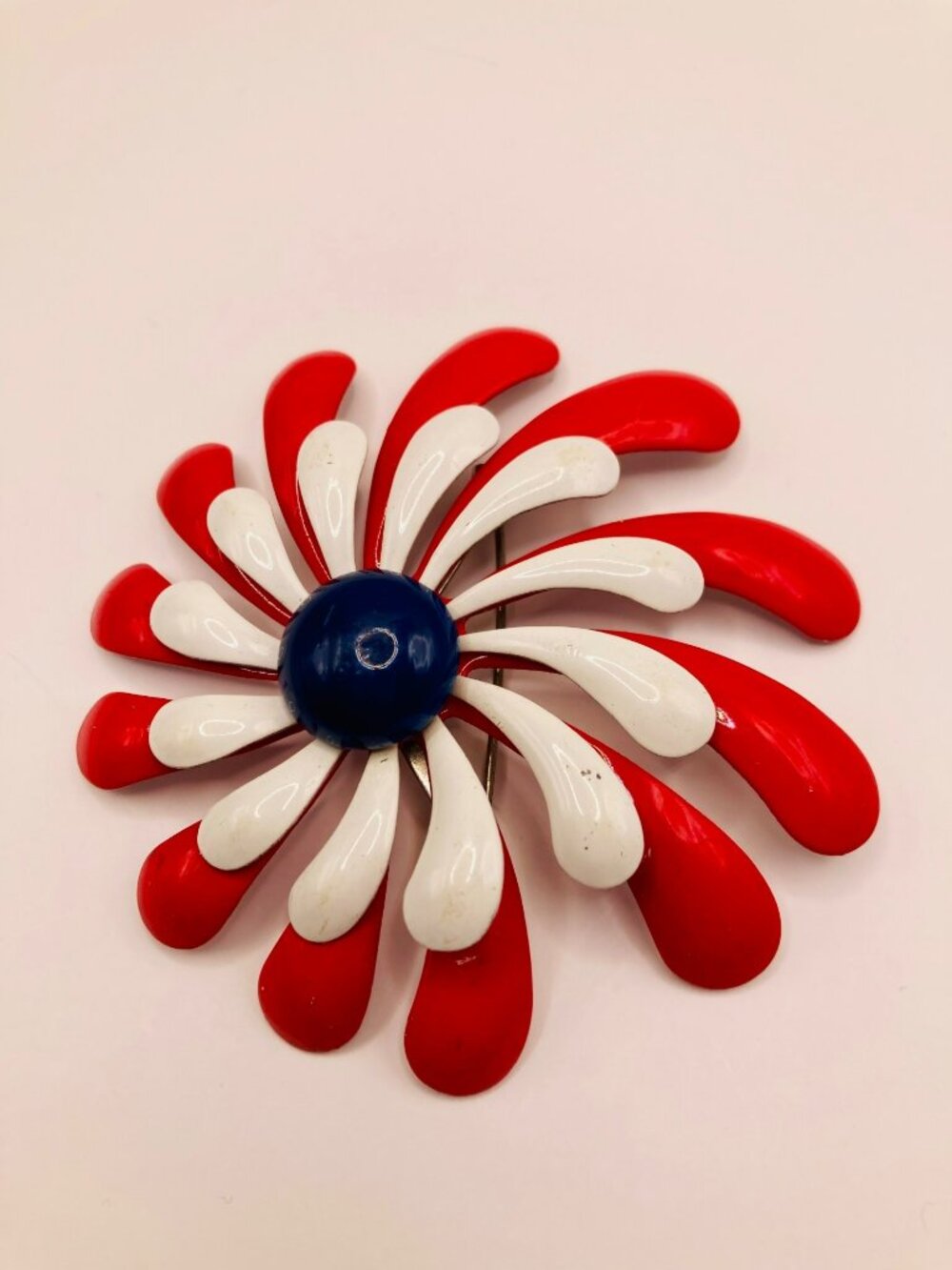 Vintage 1960’s “Flower Power” Red White & Blue Enamel Flower Pin -46B
